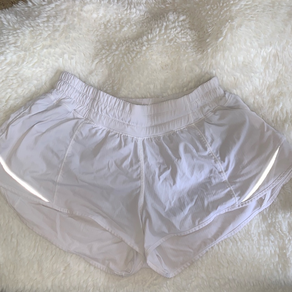 Lululemon white “hotty hot” shorts